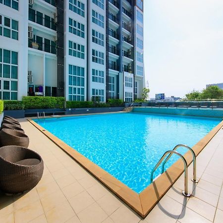 The Prio Condo By Loto Чиангмай Екстериор снимка